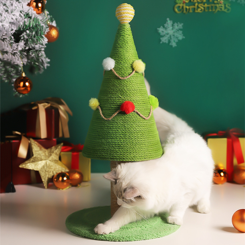 Best Selling Pet Accessories Dogs For Christmas Cat Climbing Frame Simulation Lawn Wear Dog Scratch Pad