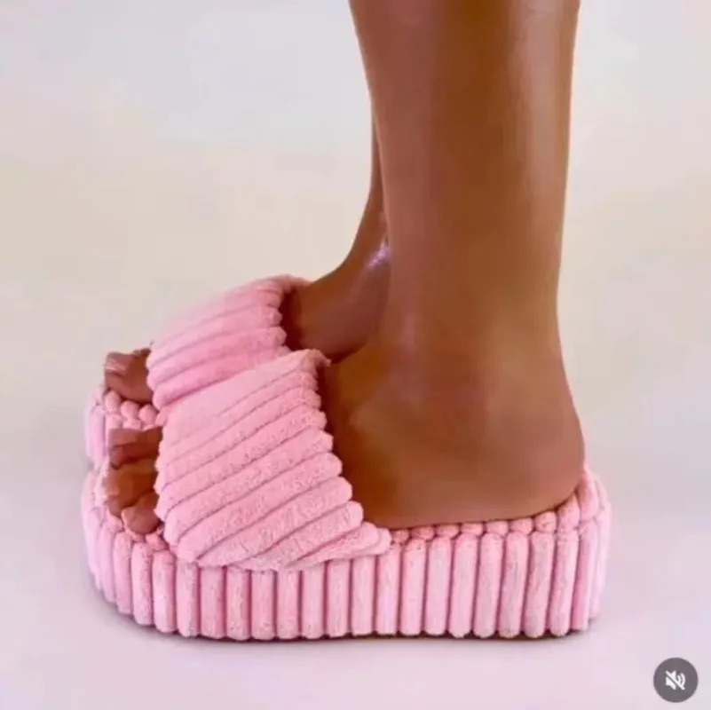 Women's new style luxury brand summer large size thick soles towel plush slips women's fashion open-to-e home slippers