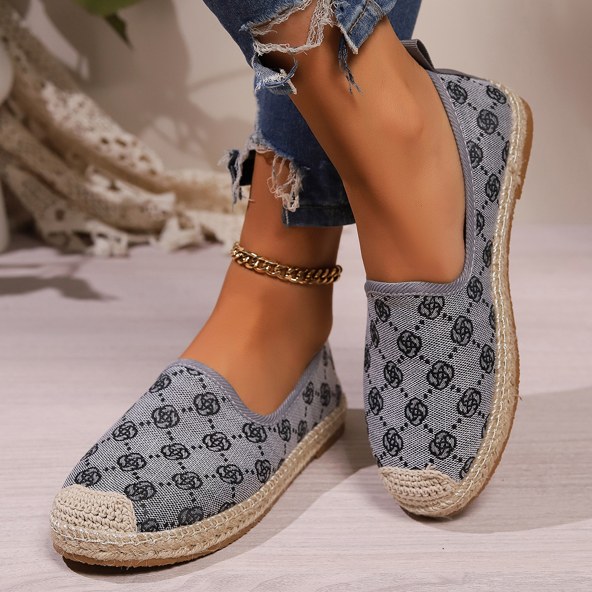 hot New Summer Casual Soft Portable Walking Flat Soles for Breathable Sneakers Women Canvas Shoes