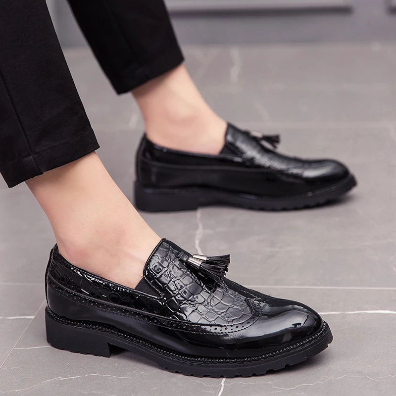 British Style Men's Leather Loafers Slip On Business Casual Shoes for Men Wedding Shoe Designer Formal Shoes Driving Mocassins