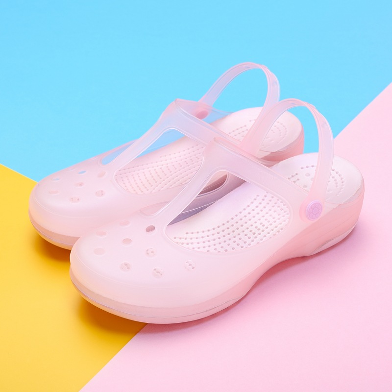 Women Mules Clogs Beach Breathable Slippers Woman's Sandals Jelly Cute Garden Shoes Clog For Girls 2024