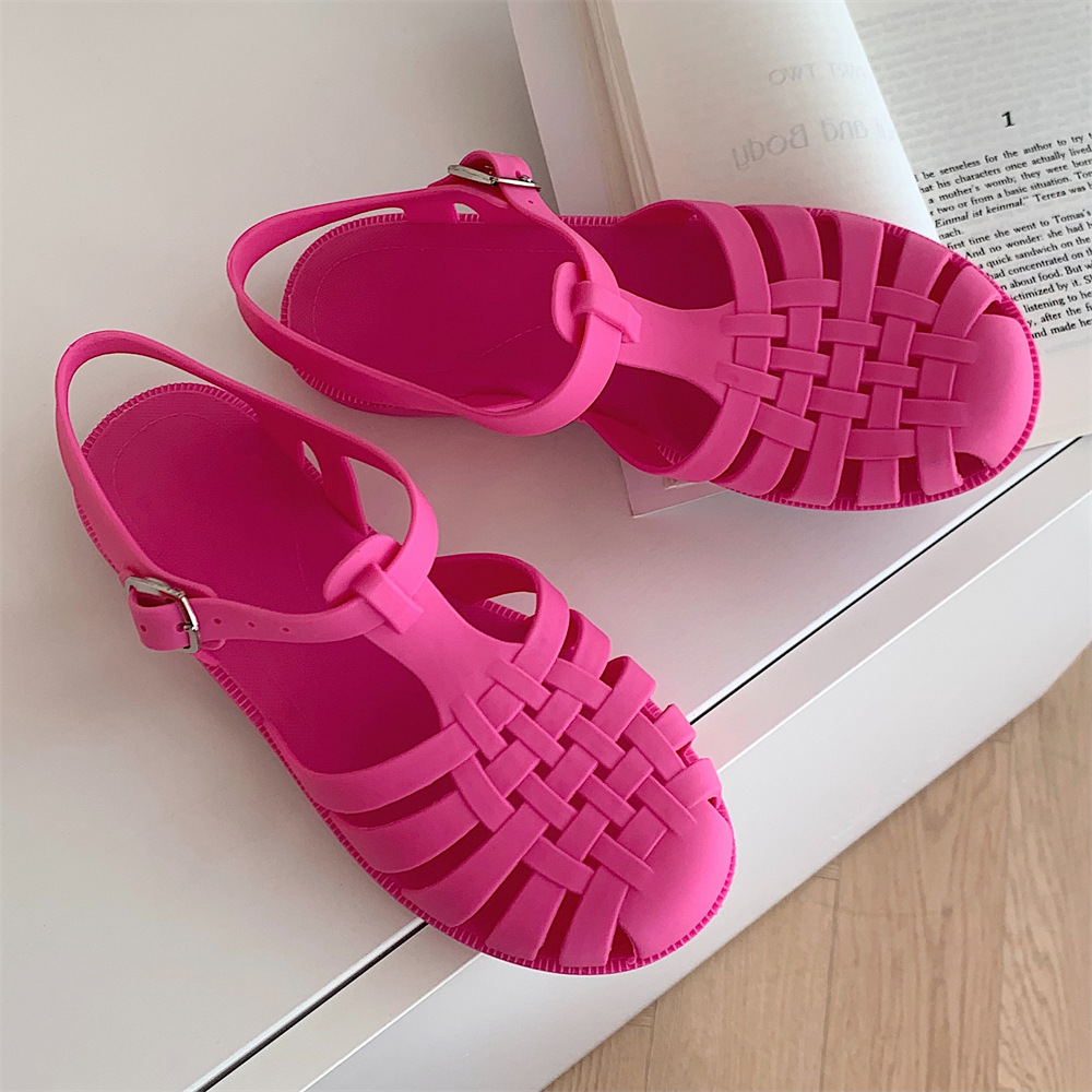 Summer 2023 Women Roman Jelly Sandals Retro Flat Transparent Crystal Beach Sandals Round Toe Casual Hollow Out Designer Shoes