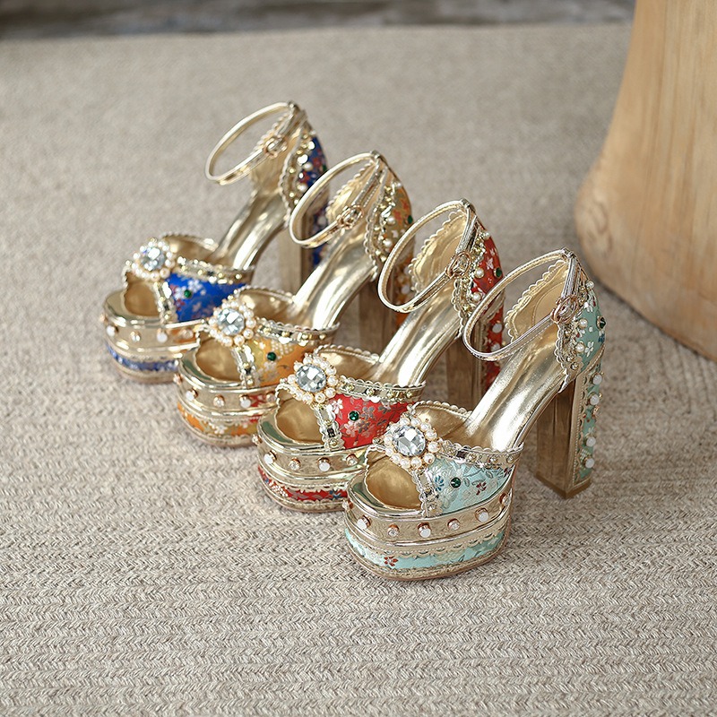 European and American Designer Brand Fashionable Rhinestone Banquet Sandals for Women's Summer Printed Thick Soled Shoes