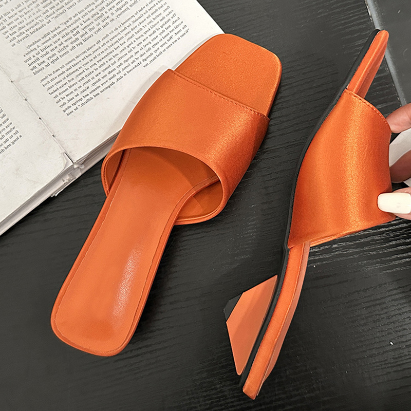 Outdoor Liyke Party Cozy Silk Women Slippers Casual Gladiator Sandals Strange Triangle Low Heels Slides Shoes Square Toe Mules 63cb