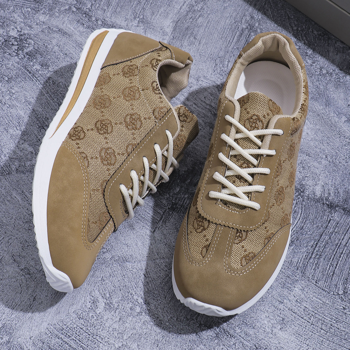 Summer Classic Cross Strap Designer Anti Slip Flat Athletic Shoes for Daily Leisure Outdoor Play Women's Casual Sneakers