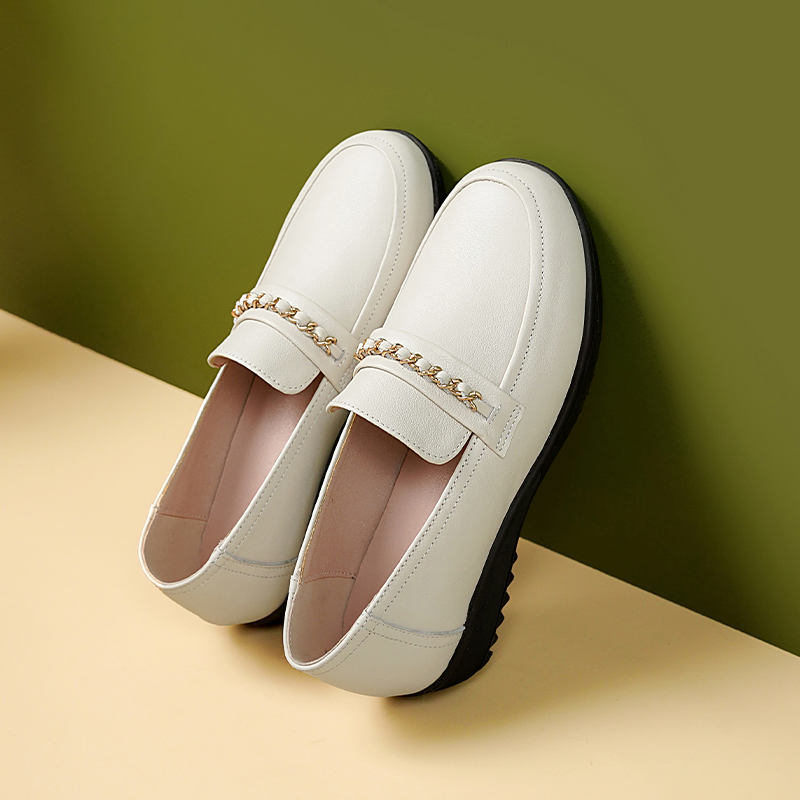 2025 NEW Mom AIYUQI Wedge Anti Slip New Spring Genuine Leather Ladies Slip on Large Size Middle aged Women s Shoes on