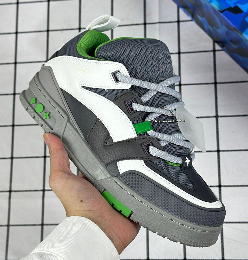 Skate Sneakers Designer Trainer Sneaker Casual Runner Shoe Outdor Cuir Fleur rugueuse Fashion Classic Femmes Portefeuille Chaussures Chaussures 3