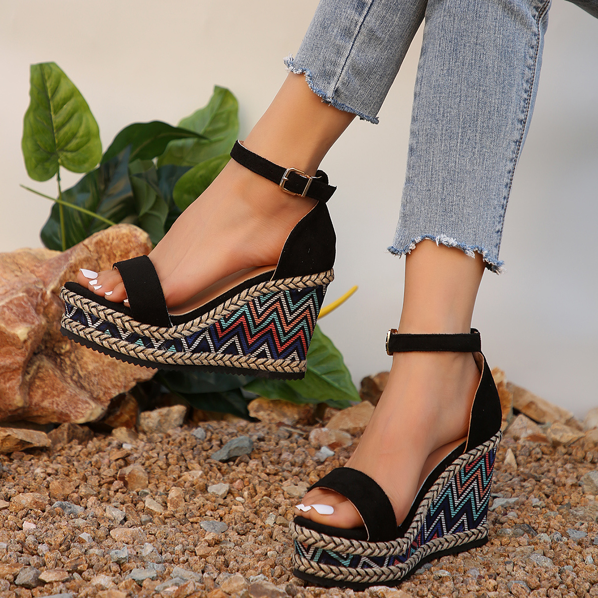 New Striped Sexy Women Wedges Sandals Fashion Buckle Strap Cover Heel Female Shoes Outdoor Anti-Slip Thick Bottom Platform Sandalias 0867