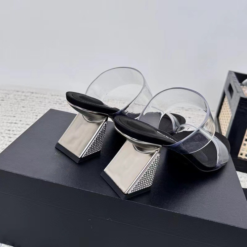 2025 new Rhies Summer Triangle Heeled Women Slippers Sandals Fashion Soft Transparent PVC High heels Mules Slides Shoes b0cc