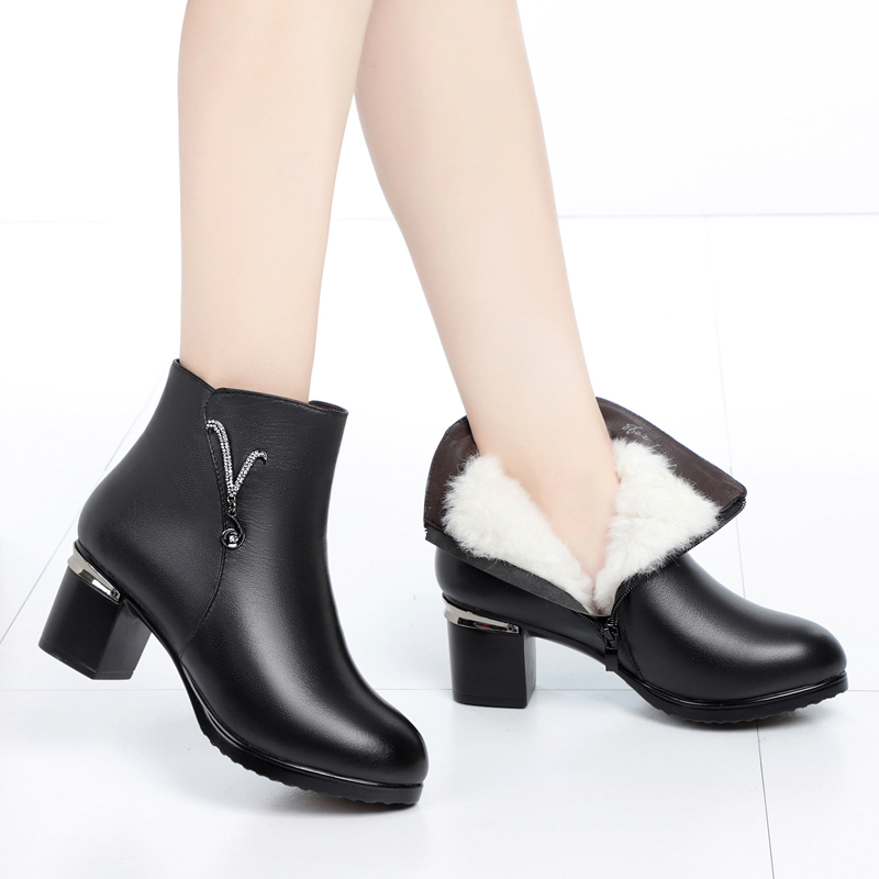 AIYUQI Women's Ankle Boots 2024 Winter New Genuine Leather Large Size Women Dress Boots High Heel Wool Warm Snow Boots Women