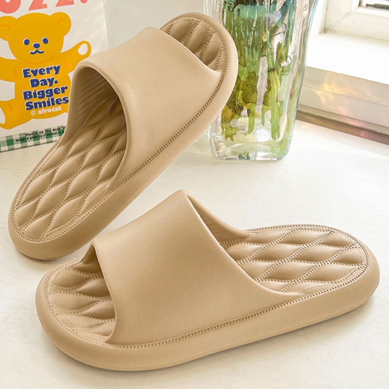 Summer Slippers for Men and Women, Indoor & Outdoor, Anti-Slip, Anti-Odor, Comfort House Shoes 4 Comt