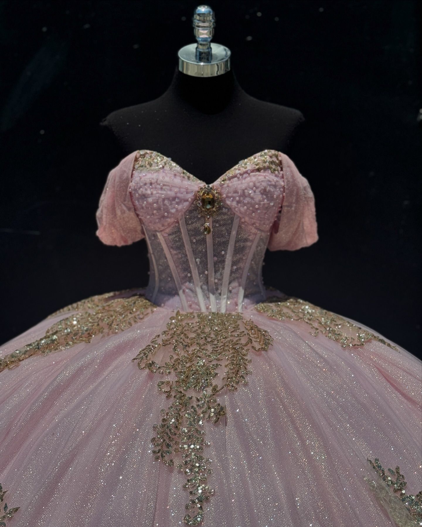 Elegant pink princess dresses gold appliqued off shoulder sparkly vestidos de fiesta quinceanera prom ball gown Sweet 15 Masquerade Dress