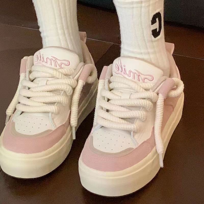 Women's versatile retro round toe casual board shoes