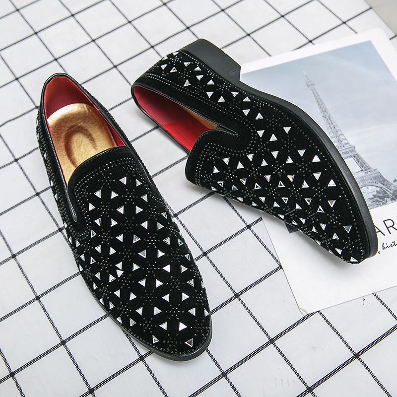 Dress Shoes Men Fashion Casual Diamond Loafers Shoes Slip On Party Wedding Shoes Black Mens Zapatos Hombre Office Footwear Flats