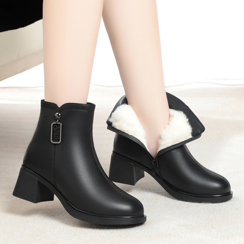 AIYUQI Winter Boots Women 2024 New Genuine Leather Women Ankle Boots Mid Heel Wool Warm Women's Dress Boots