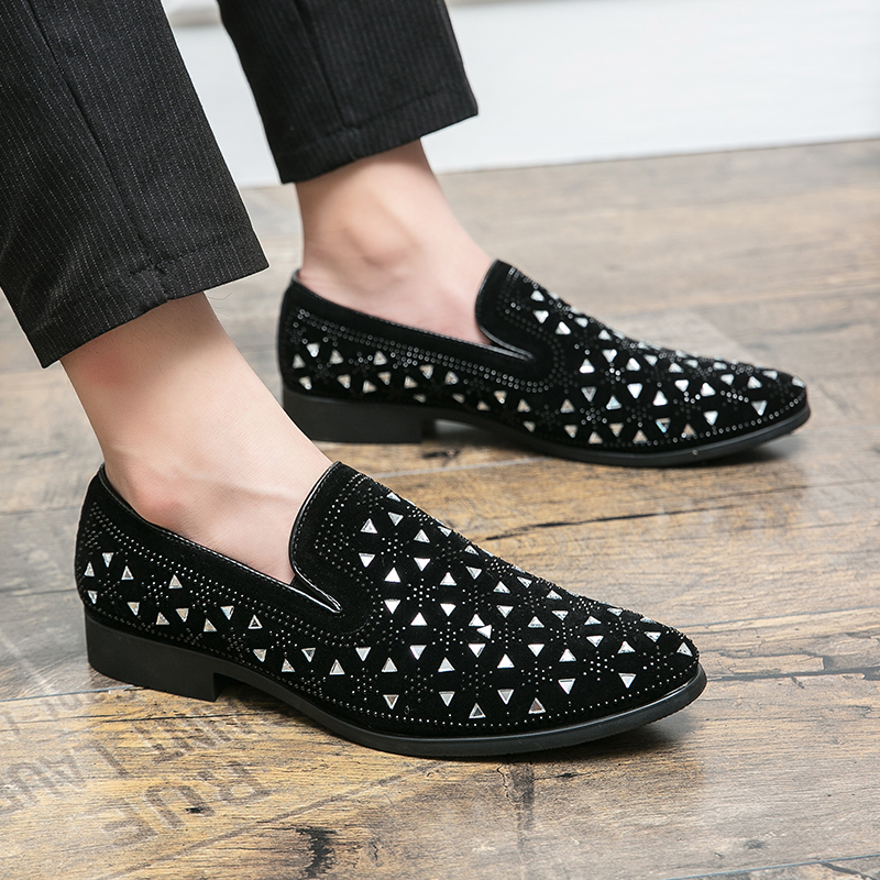 Dress Shoes Men Fashion Casual Diamond Loafers Shoes Slip On Party Wedding Shoes Black Mens Zapatos Hombre Office Footwear Flats