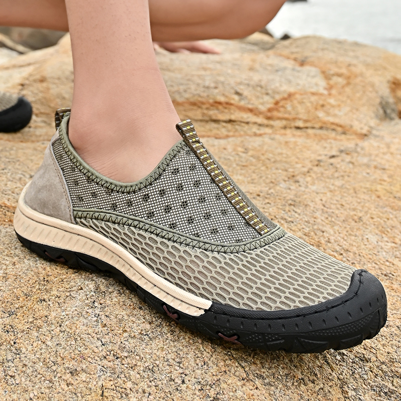 Genuine Summer Mens Casual Outdoor Leather Sandals for Men Beach Roman mens Shoes 9675