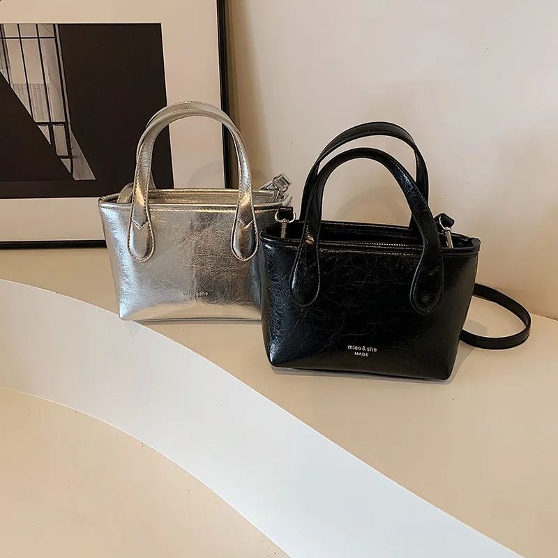 Small Shoulder Bags for Women Fashion Trend Silver Crossbody Bag Female Lady Handbags and Purses 240902