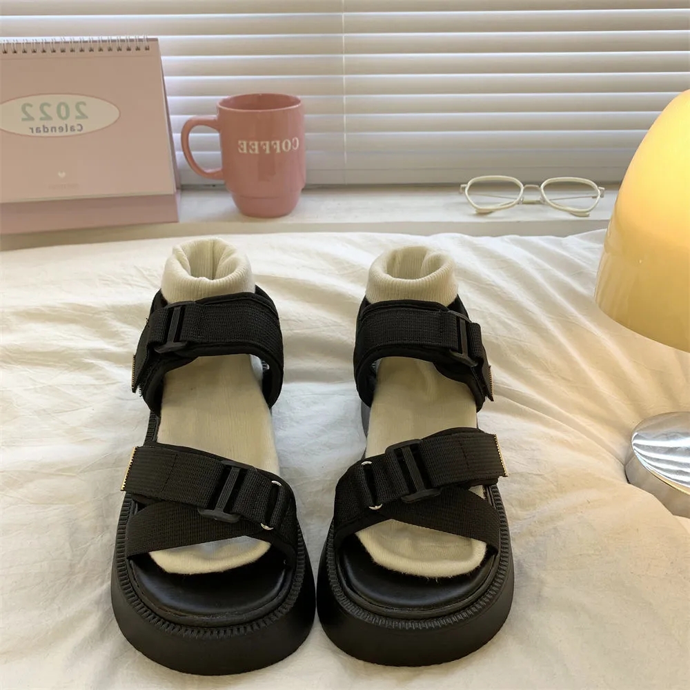 New 2024 Summer woman Ladies New Thick-Soled Slopes Magic Paste Muffins shoes platform Casual Roman Sports Sandals