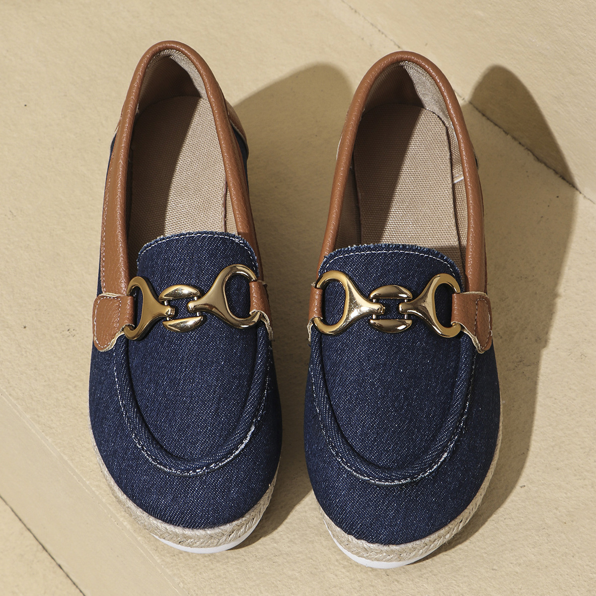 Large size womens 2024 summer new style metal buckle round toe flat casual cloth single shoes 36-42