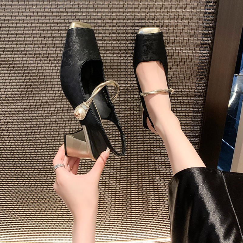 Chinese New country wind single shoes spring new vintage French women's heel square head shallow mouth women sandals 961b