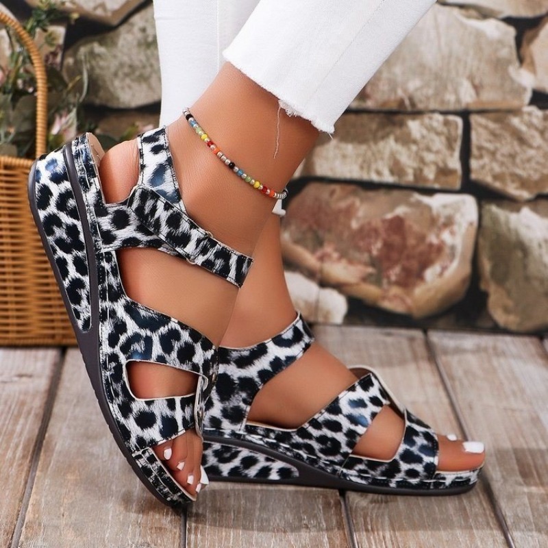 2025 NEW Leopard Fashion Wedges Sandals for Women Summer Lightweight Casual Beach Shoes Woman Roman Style Platform Sandles Plus Size a Platm