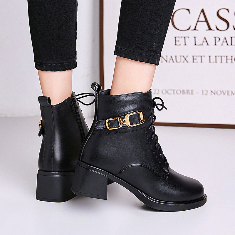 AIYUQI Winter Boots Women Wool Warm 2024 New Genuine Leather Women Marton Boots British Style Lace-up Large Size Booties Women