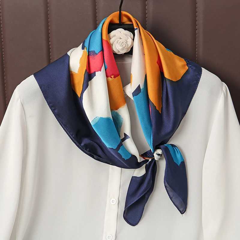 70x70cm 2023 Fashion Luxury Satin Shawl Square Scarf Tie Packaging Collar Scarf Womens Band Bandana Foard X250319