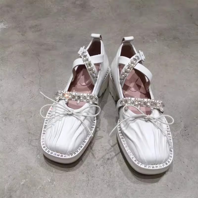 e4f47 Ballet Women Spring Fashion Fretwork Prints Flat Woman Round Toe New Rhie Buckle Solid Color Casual Design Shoes