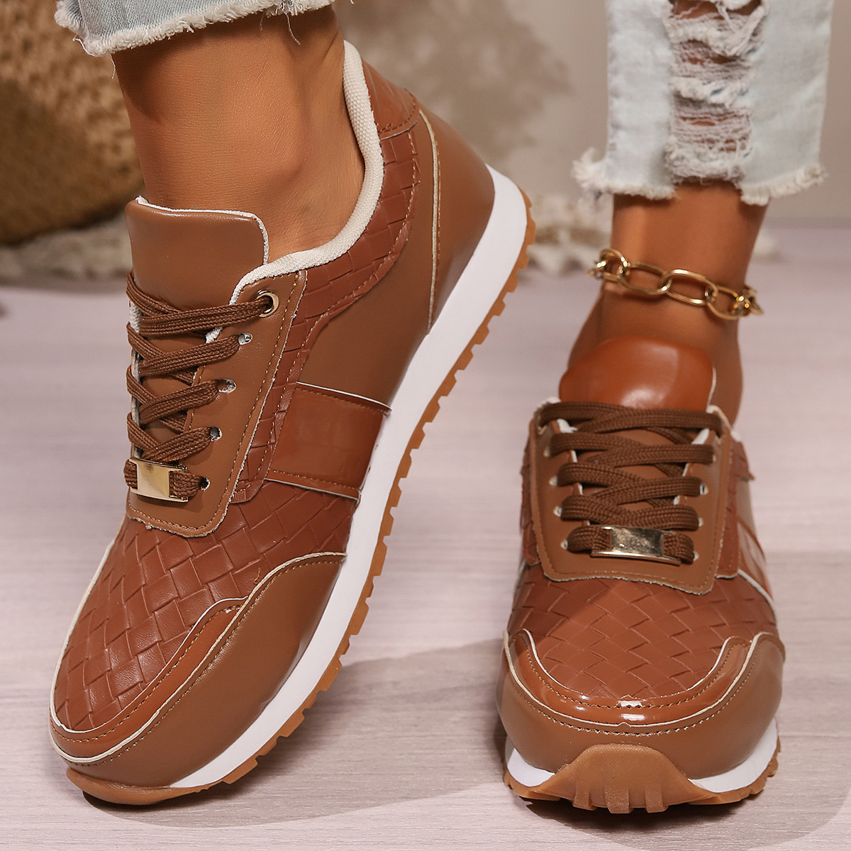 Designer Trend Sneakers Women Casual Lace Up Flat Running Walking Woman Footwear Breathable Women's Sports Shoes 2549 's