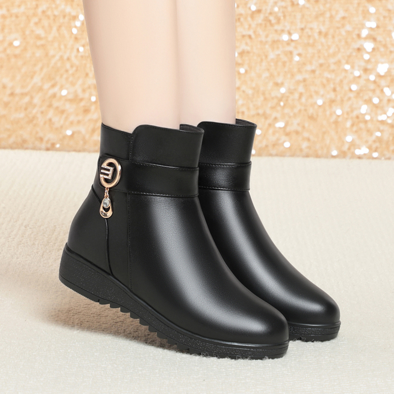 AIYUQI Snow Boots For Women 2024 New Genuine Leather Warm Wool Winter Boots forfemale Flat Bottom Large Size Non slip Mom Bots