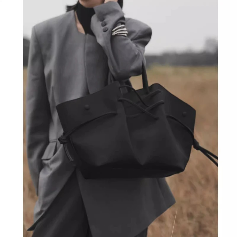 Great travel handbag genuine cowhide urious French Criss rope decoration elegant shopping bag for women 240902 47e7 4