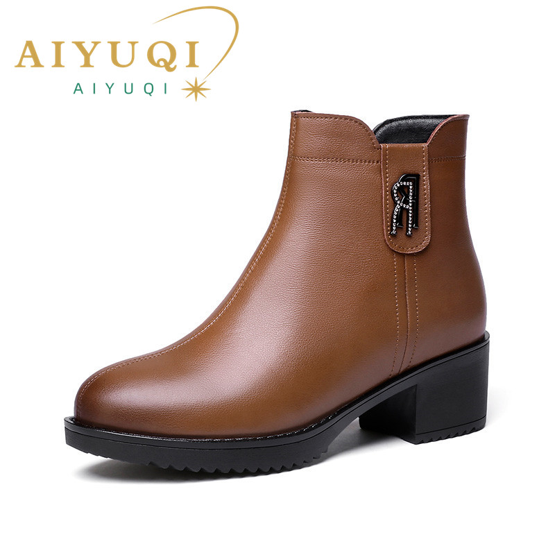 AIYUQI Women Snow Boots Winter 2024 New Genuine Leather Large Size Women Ankle Boots Wool Warm Fashion Non-slip Mother Boots