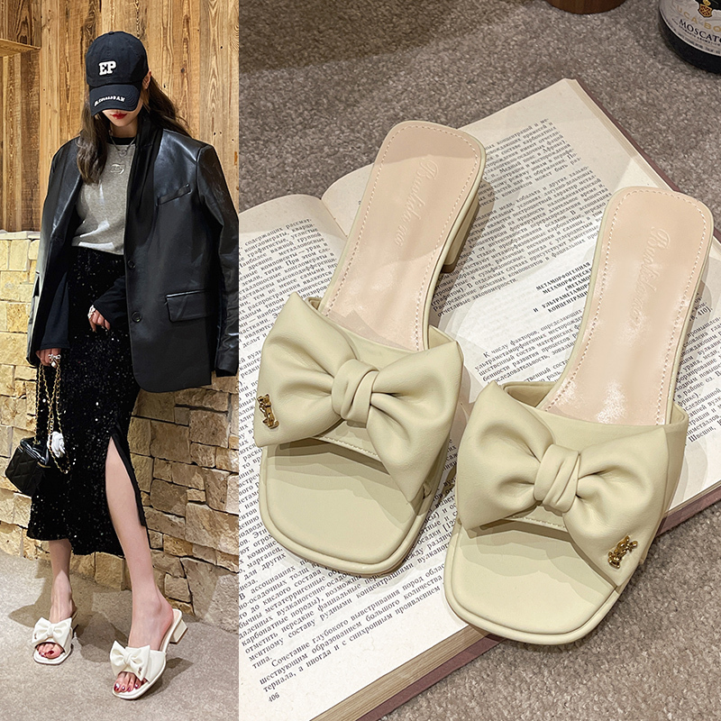 Summer 2024 Slippers Low Heels Slides Female Peep Toe Square Heel Bow Sandals Large Size Solid Color Women Flip-ps 3657