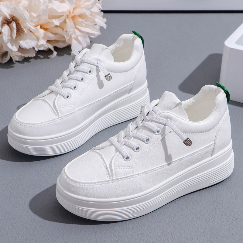Breathable Women's Summer Flat White 2024 New Style New Lightweight Rubber Casual Sport Shoes Versatile Elderly Sneakers e94b