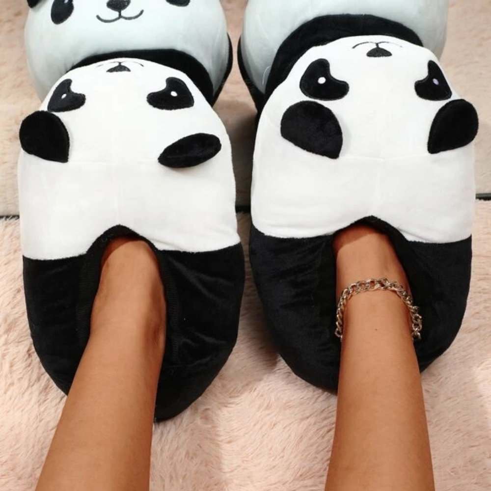 Cute Panda Shaped Winter New Women Slipper Soft Heel Platform Fur Warm Indoor Comfortable Home Fluffy Home Slippers Shoes 345