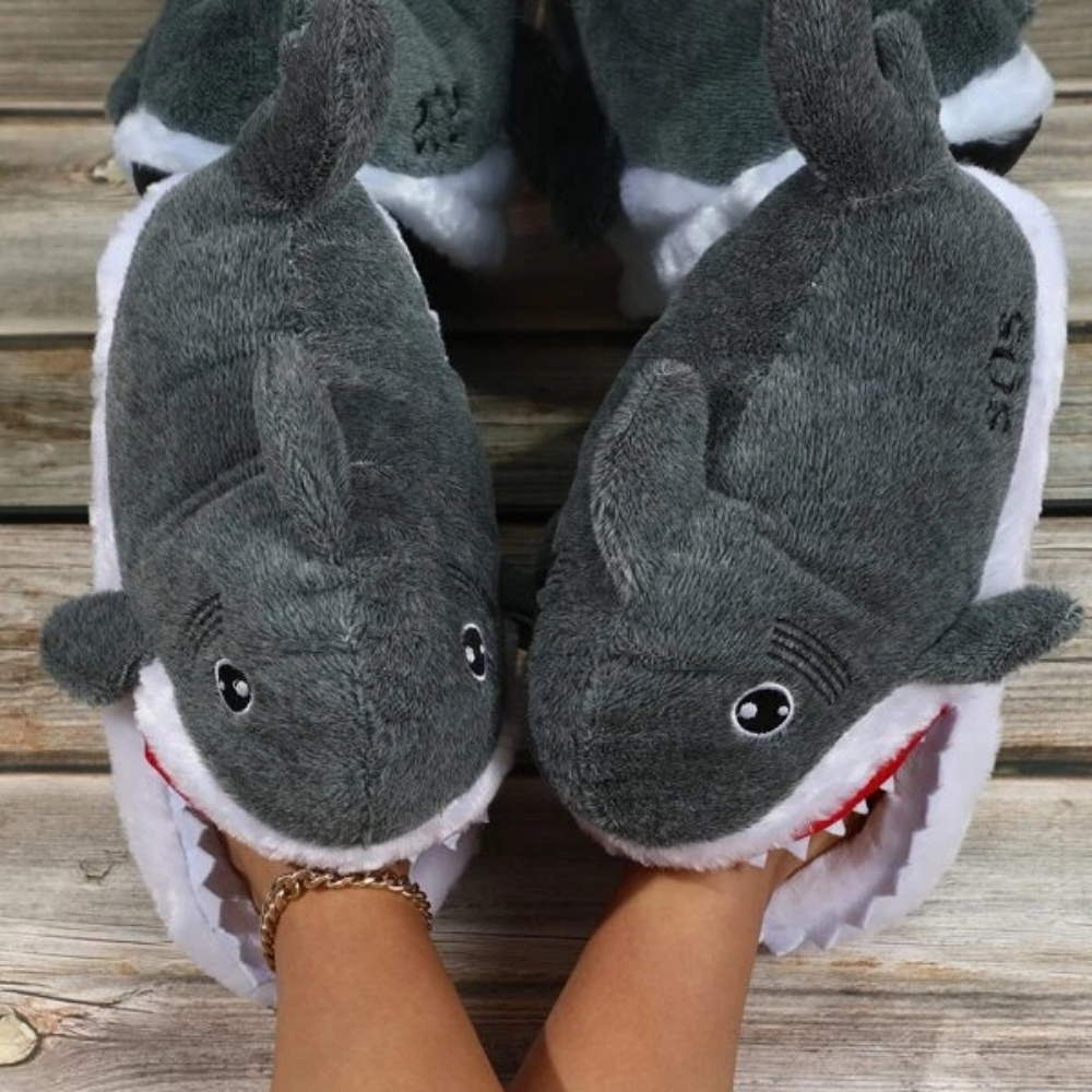 Winter Shark Couple Gift Woman Comfortable Funny Shark Slippers Heel Warm Indoor Home Use Man Bedroom Home Slippers 949