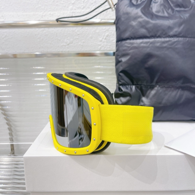 High-Quality Stylish Ski Goggles - Durable Snow Sports Eyewear for Men & Women - view 7