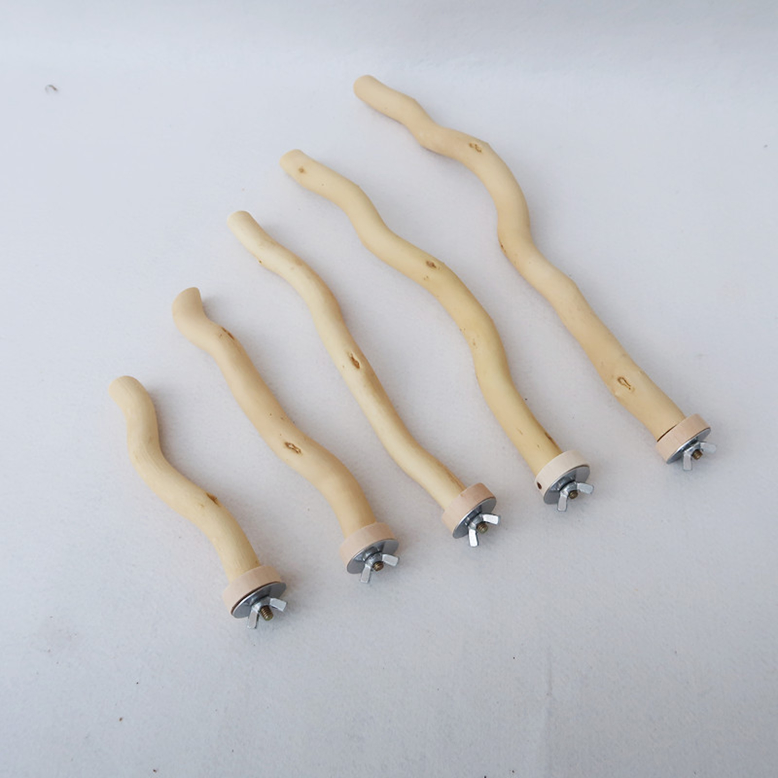 Bird Perch Stand Wooden Bird Cage Perch Parakeet Chewing Stick Grapevine Parrots Paw Stand Perch Toy for Budgies