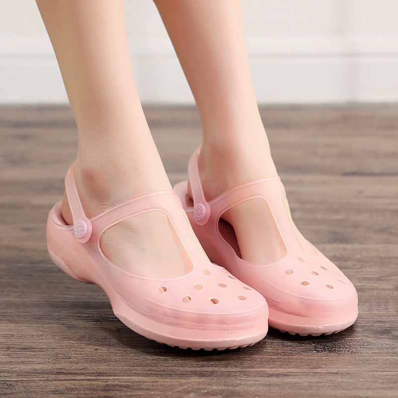 Women Mules Clogs Beach Breathable Slippers Woman's Sandals Jelly Cute Garden Shoes Clog For Girls 2024