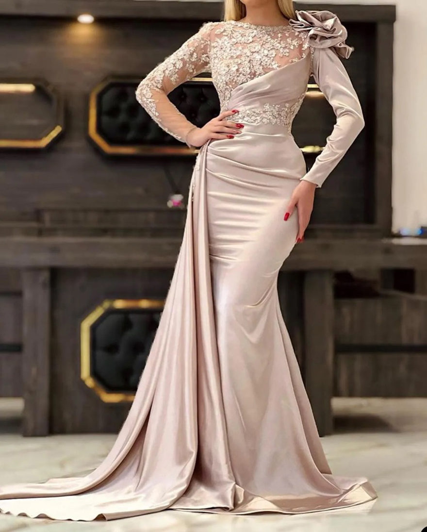 Light Champagne Evening Dresses Wear Arabic Dubai Pleats Formal Crystal Beaded Jewel Neck Elegant Mermaid Long Sleeves Prom Party Gowns