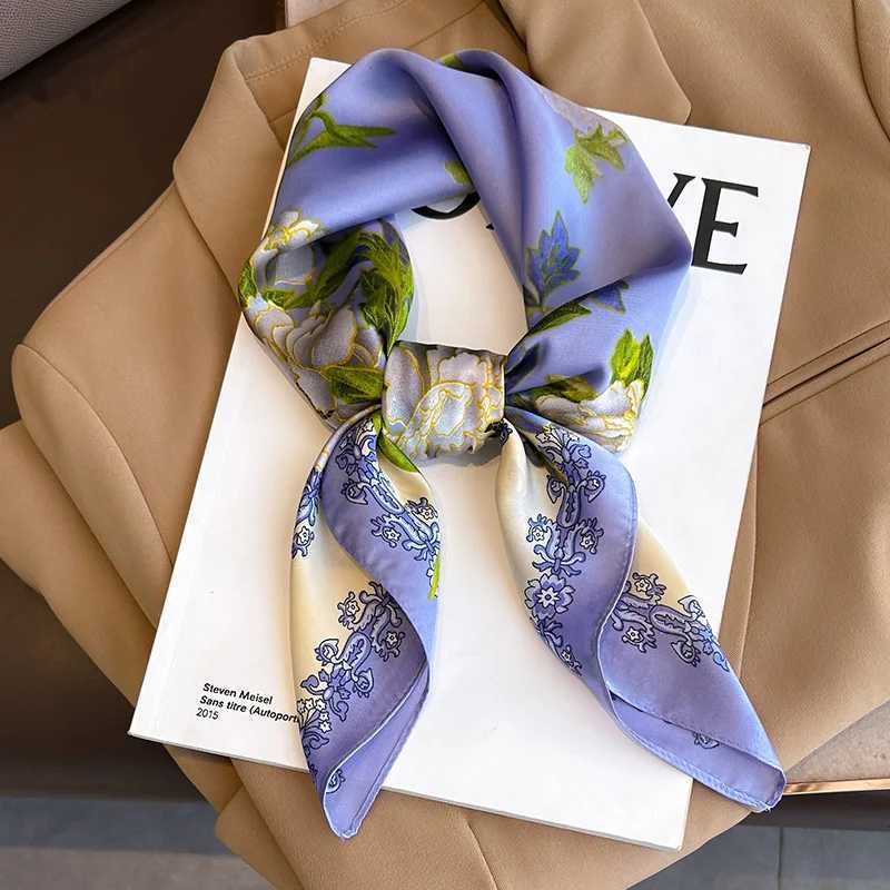 2023 Fashion Luxury Brand Designer Silk Scarf Square used for satin shawl scarves Hjiab Bandana headband wrist 70 * 70cm X250319