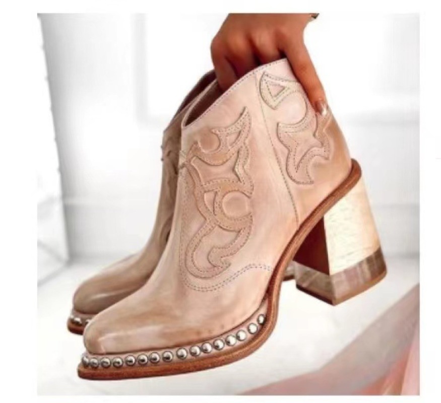 New 2023 Women Ankle Cool British Style Square Heel Embroidered Ladies Casual Shoe Soft Sole Party Female Short Boots f374