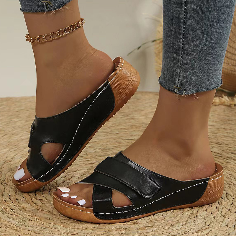 Women Fashion Gold Wedge Sandals Summer 2024 New Lightweight Casual Platform Slippers Woman Plus Size Comfortable Beach Slides