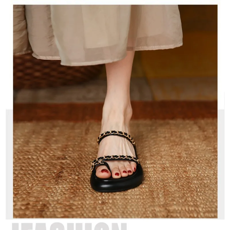 2024 Summer New Brand Gold Buckle Women Slipper Fashion Slip On Ladies Flip ps Flat Heel Outdoor Casual Slides Shoe