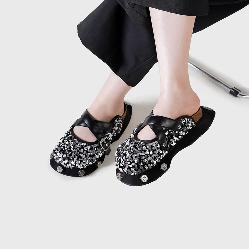 Bright Summer skin Women New Slippers Platform Rivets Punk Rock Leather Mules Creative Metal Fittings Casual Party Shoes Female Outd