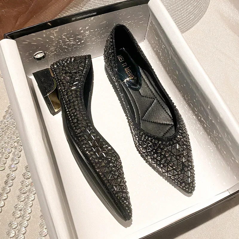 Glitter Sequins Pumps Woman Bling Diamonds Shoes Crystal Rivet Ladies Party Dress Pointy Toe Elegant Flat Bottom Loafer 2024