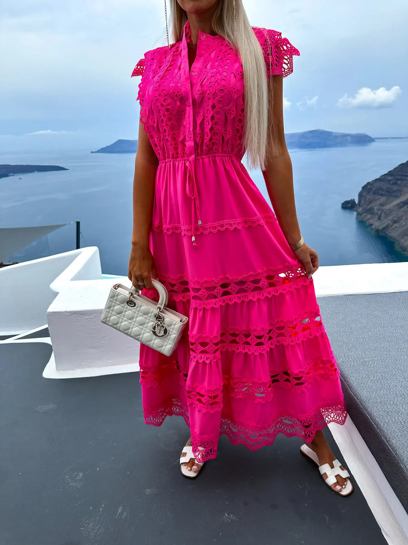 Womens summer dress with lace hollow splicing retro romantic round neck seaside beach a lined spiritual outfit 240903