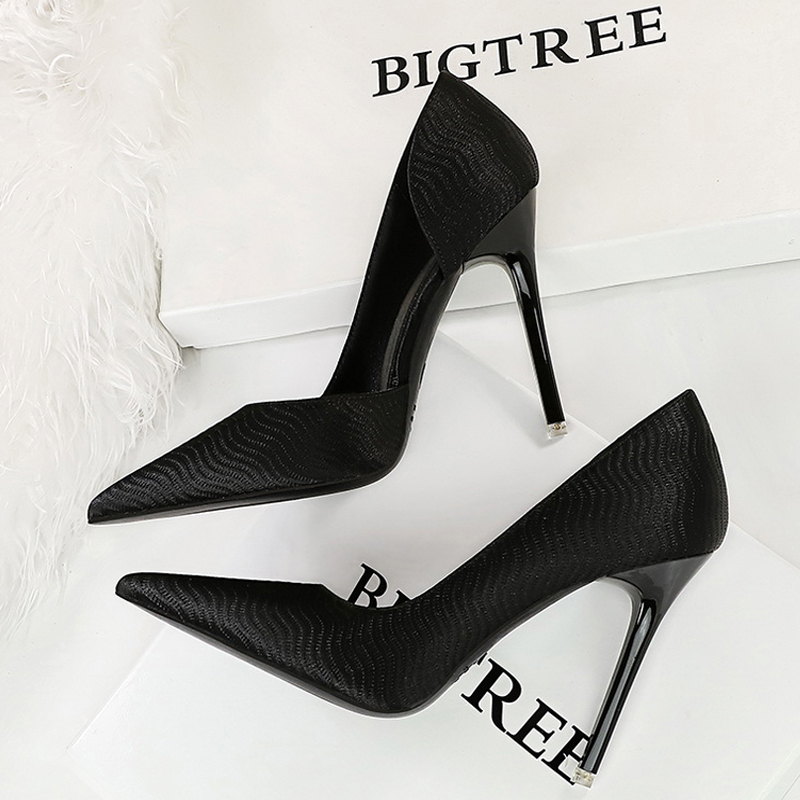 Shoes BIGTREE Wave Patterned Satin Women Pumps New 2024 Spring New High Pointed Side Hollow Ladies Heels Stilettos b681