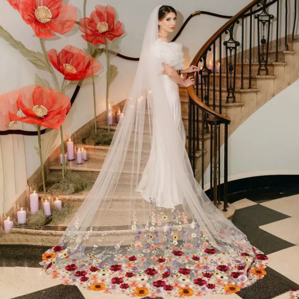Colorful Wedding Veil Appliques One Layer Long Cathedral Length Veils Applique Edge Velo De Cabeza Voile Custom Made